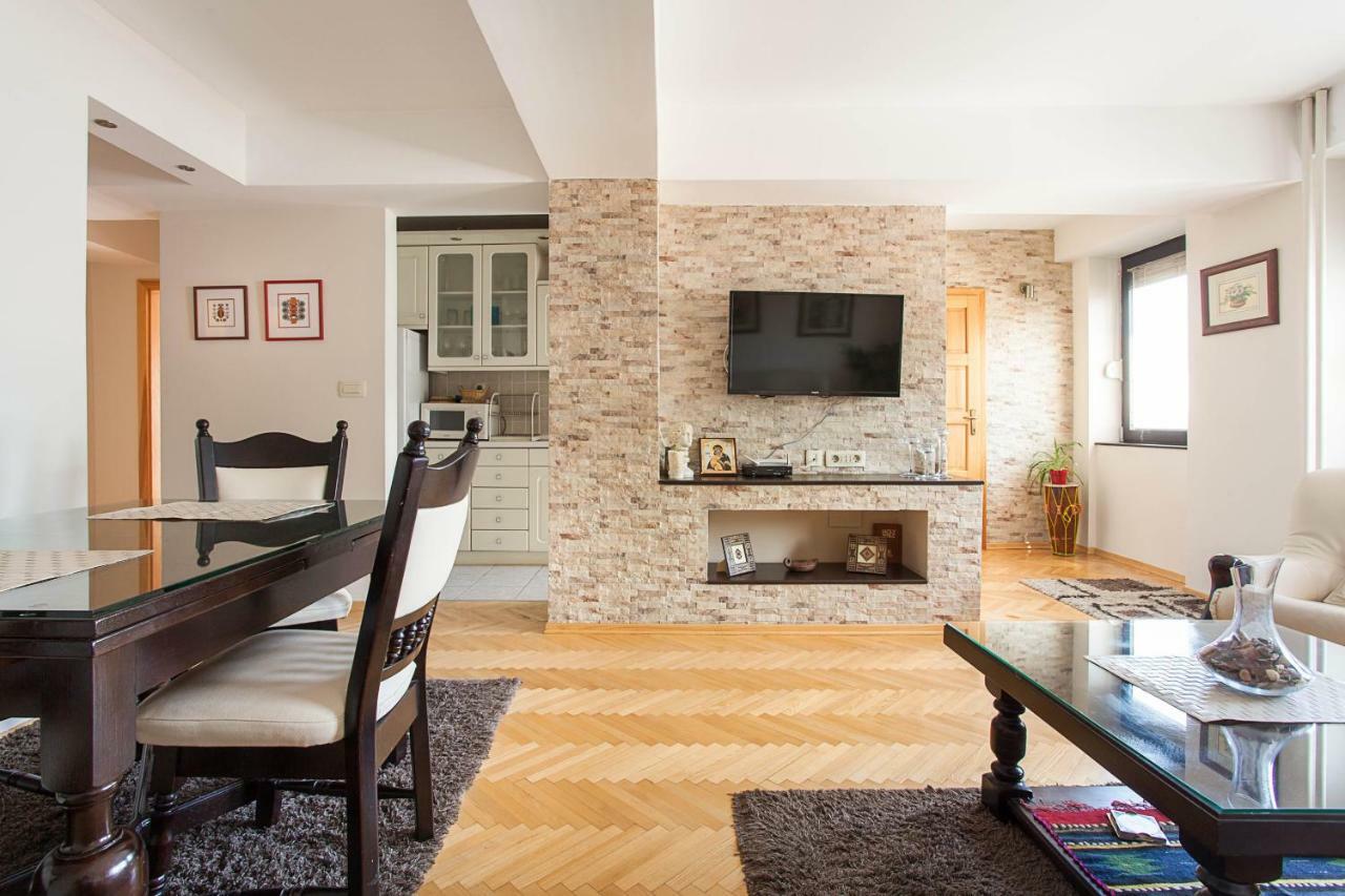 White Apartment Скопье Экстерьер фото