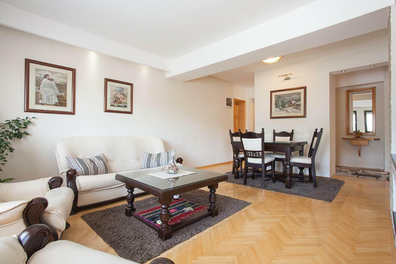 White Apartment Скопье Экстерьер фото